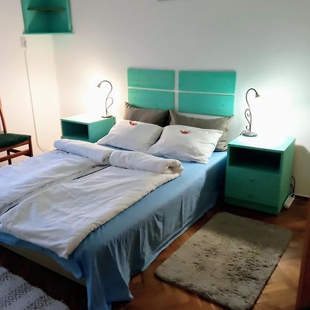 Fuesti Fecske Apartman Hajdúszoboszló المظهر الخارجي الصورة