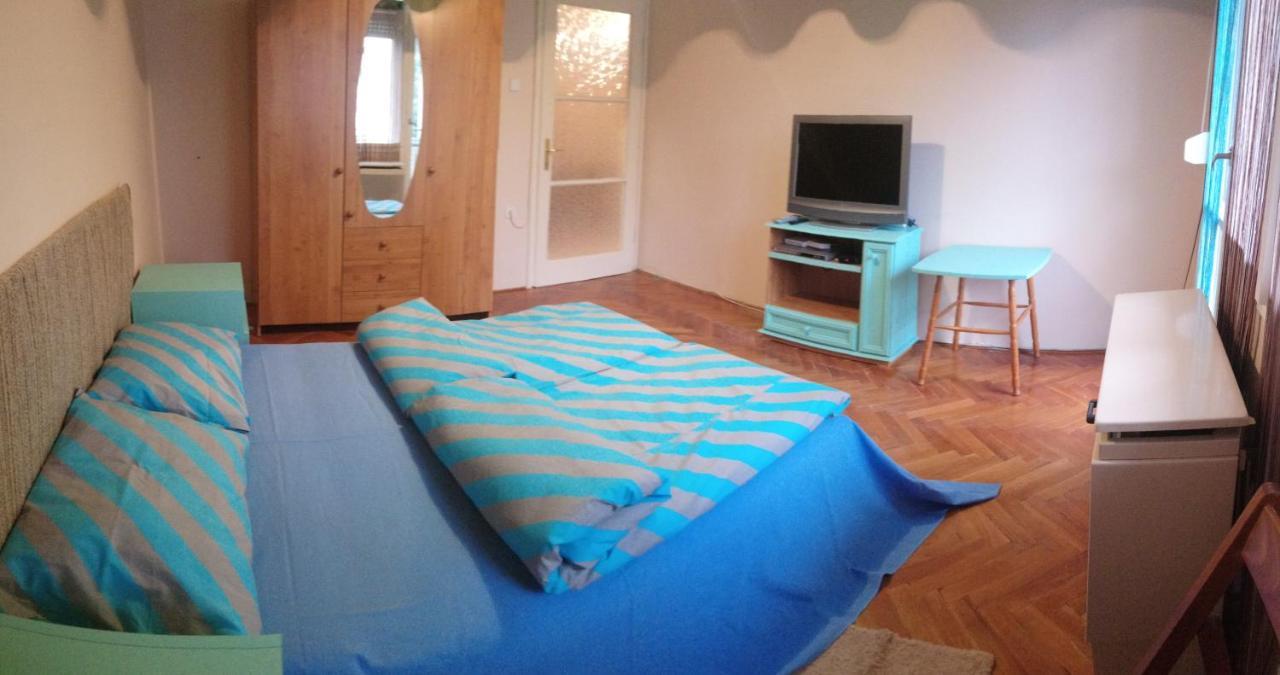 Fuesti Fecske Apartman Hajdúszoboszló المظهر الخارجي الصورة