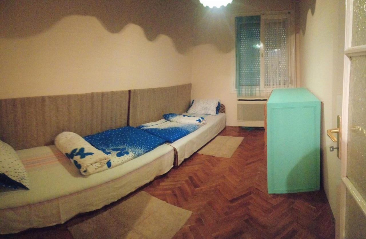 Fuesti Fecske Apartman Hajdúszoboszló المظهر الخارجي الصورة