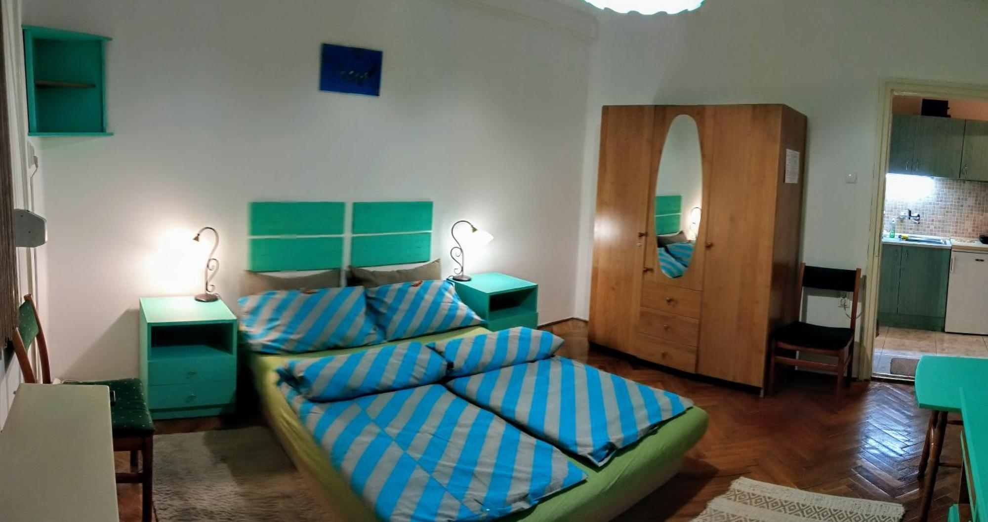 Fuesti Fecske Apartman Hajdúszoboszló المظهر الخارجي الصورة
